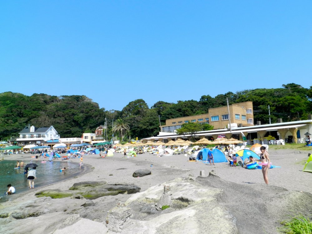 Pantai Araihama